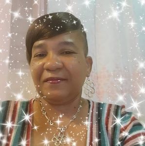 Meet your Posher, Roslyn